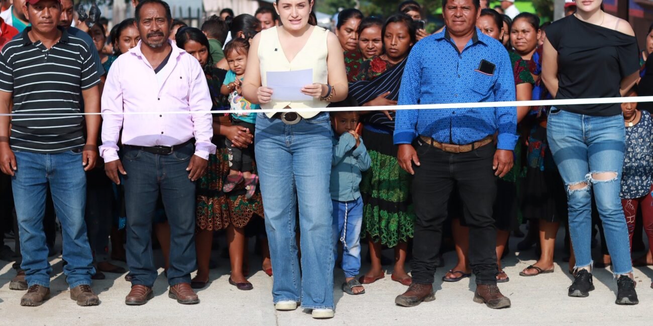 Valeria Rosales inaugura calle pavimentada en el ejido San Pedrito 576894998 122174729468539184 8907103077726191120 n