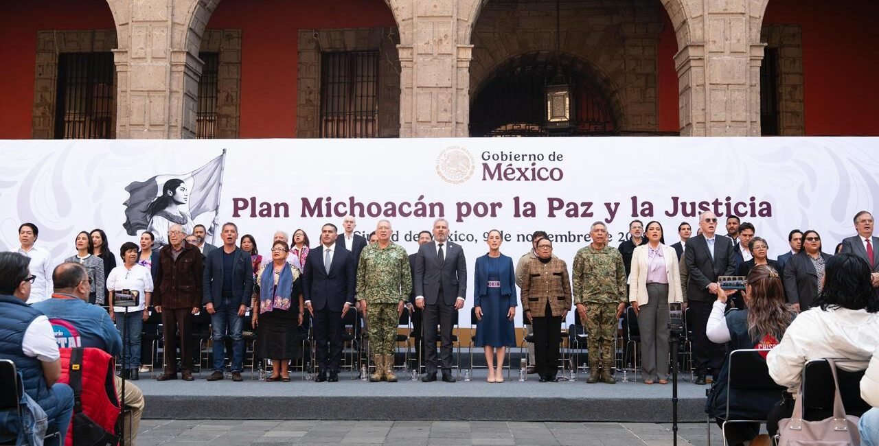 Presidenta Claudia Sheinbaum presenta los 12 ejes del Plan Michoacán por la Paz y la Justicia; contempla 100 acciones y una inversión de más de 57 mil mdp FOTOS PRESENTACI N PLAN MICHOC N POR LA PAZ Y JUSTICIA 3