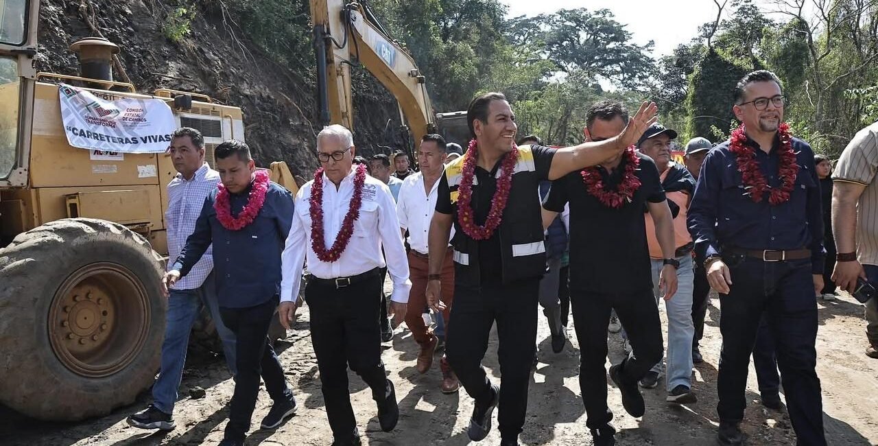 En San Fernando, Eduardo Ramírez constata avances de caminos PRINCIPAL