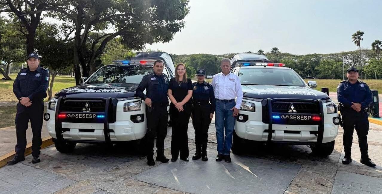 Más seguridad para San Cristóbal: entregan patrullas y equipo táctico WhatsApp Image 2025 11 03 at 4.49.14 PM