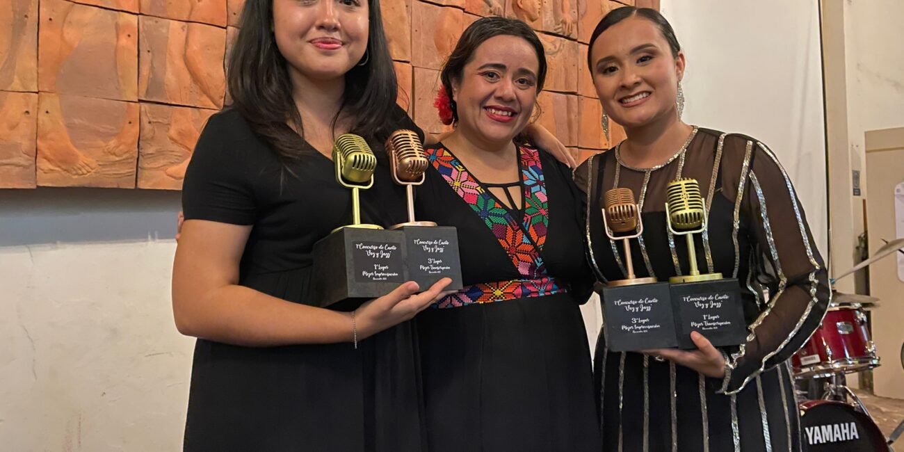 Se realizó con éxito el Primer Concurso Interno de Canto “Voz y Jazz” WhatsApp Image 2025 11 07 at 7.08.16 PM