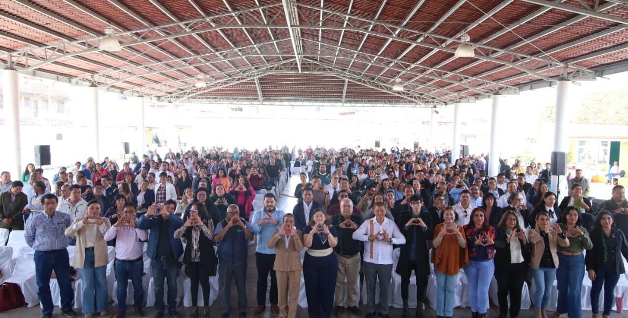 Reflexiones educativas sobre el autismo avanzan por todo Chiapas WhatsApp Image 2025 12 02 at 1.51.06 PM