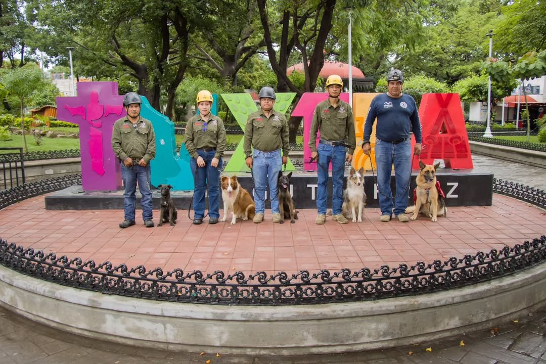 Unidad Canina de Búsqueda y Rescate invita a la colecta de alimento para perritos de refugios