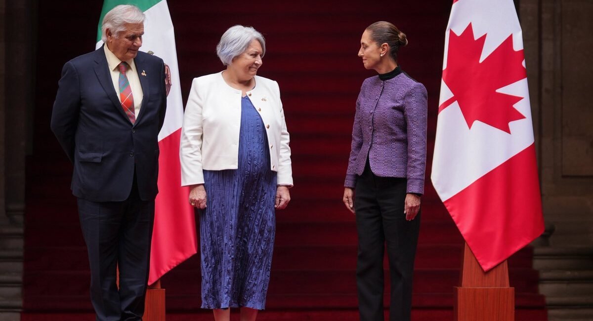 Recibe Presidenta Claudia Sheinbaum a la Gobernadora General de Canada Mary Simon en Palacio Nacional