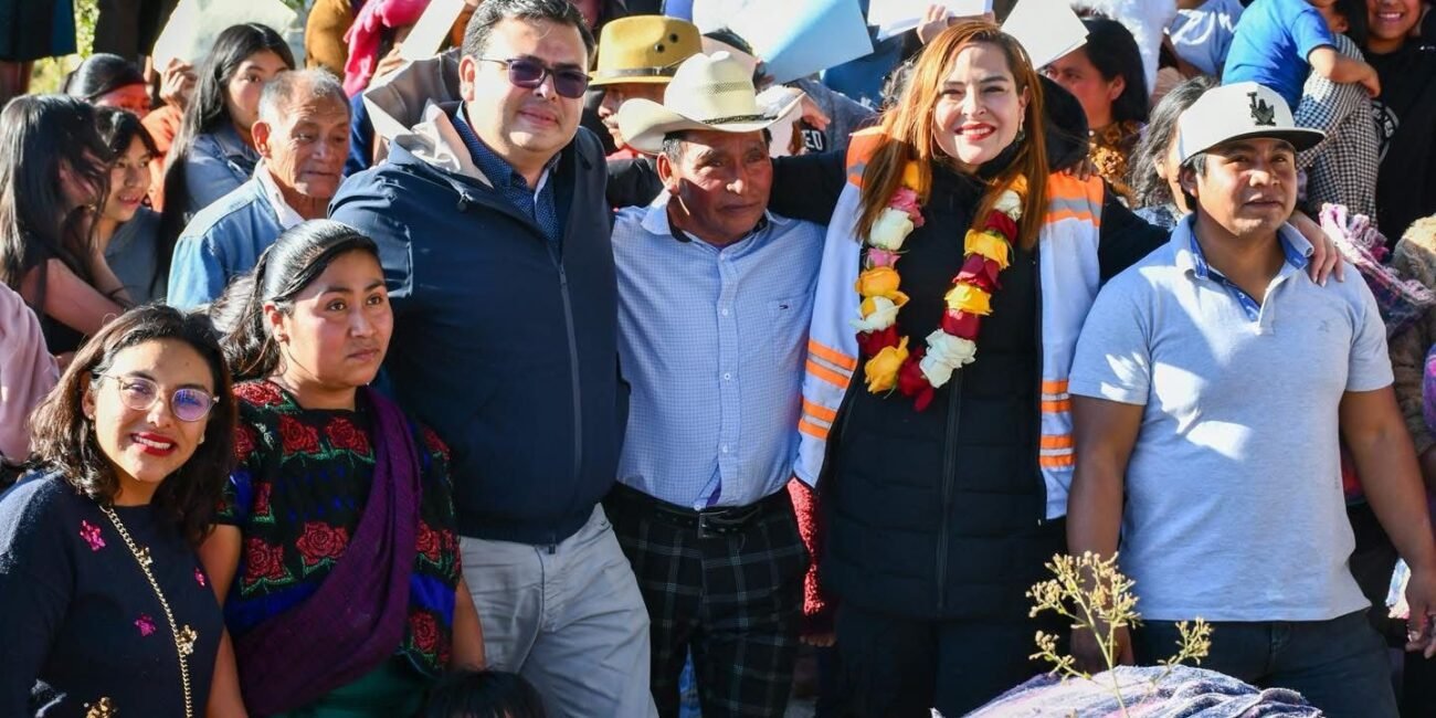 Refuerzan apoyo invernal a familias de Albania Alta ante caída de heladas WhatsApp Image 2026 01 06 at 9.39.37 PM