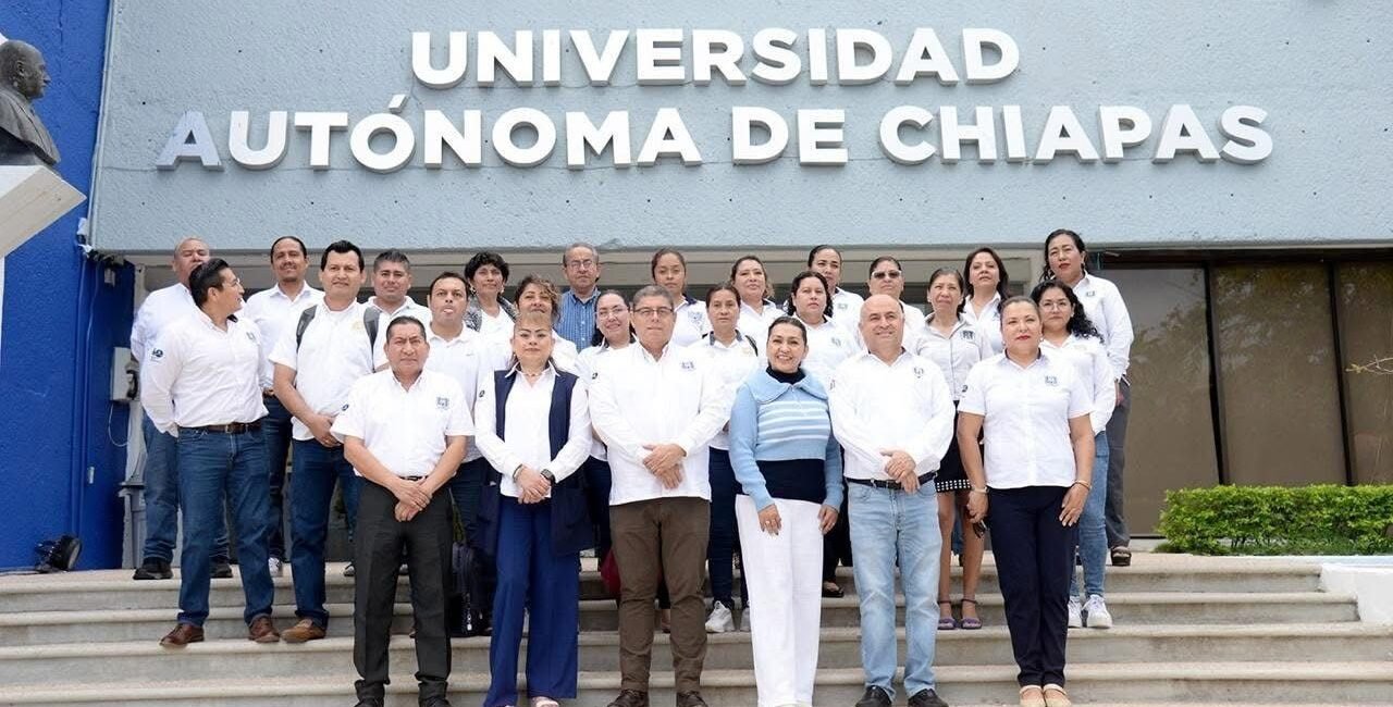 Trabaja UNACH en la actualización de sus bibliotecas WhatsApp Image 2026 01 26 at 18.28.33