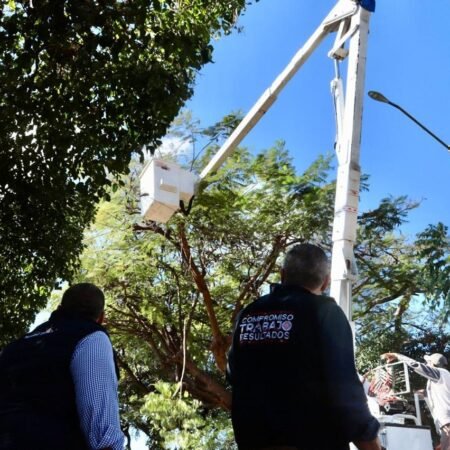 Angel Torres encabeza programa Colonias al 100 en el Bulevar La Salle