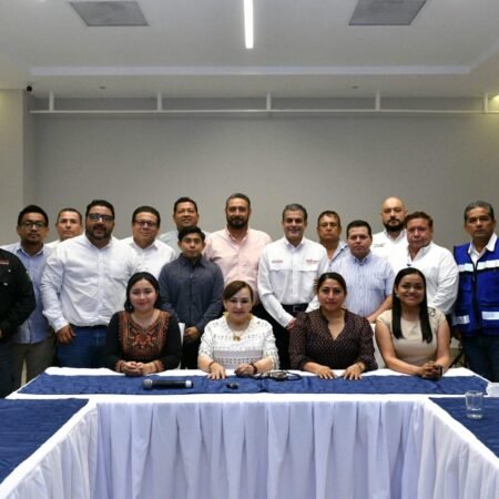 Yamil Melgar firma acuerdo con SEMAHN para nuevo relleno sanitario inter-municipal