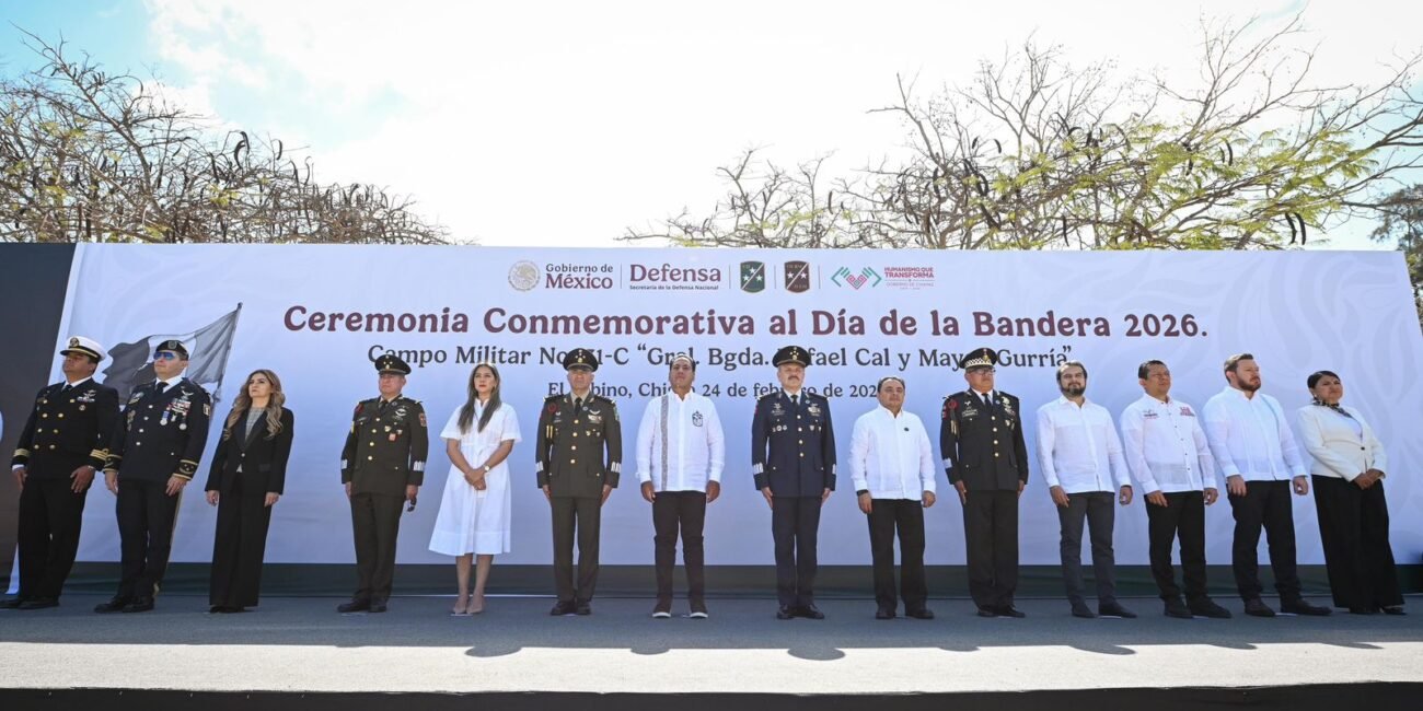 Eduardo Ramírez asiste a conmemoración del Día de la Bandera FOTO PRINCIPAL 21
