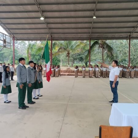 Inician clases en planteles del Cecytech y Telebachilleratos Comunitarios