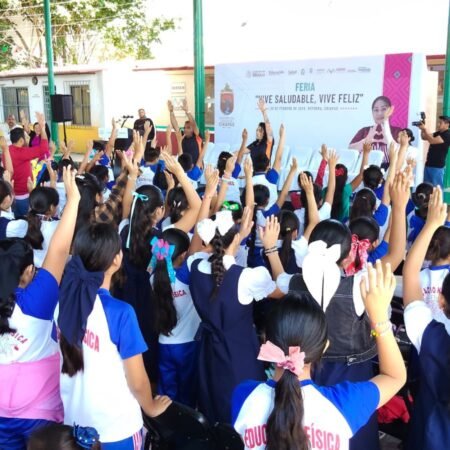 Estudiantes de Reforma se suman al movimiento “Vive saludable, vive feliz” FOTOS EDUCACION00003