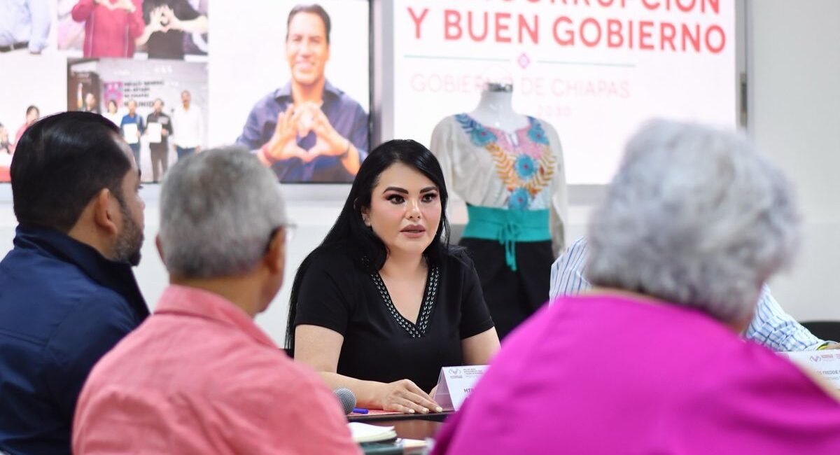Ana Laura Romero Basurto fortalece estrategias de prevención en reunión con contralores
