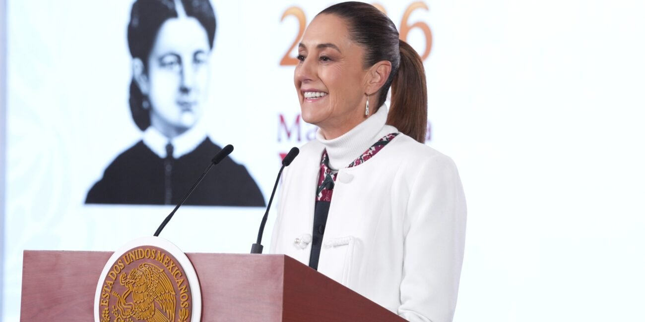 Presidenta Claudia Sheinbaum presenta estrategia integral Jovenes Transformando Mexico Beca Gertrudis Bocanegra llegara a un millon de estudiantes universitarios00001