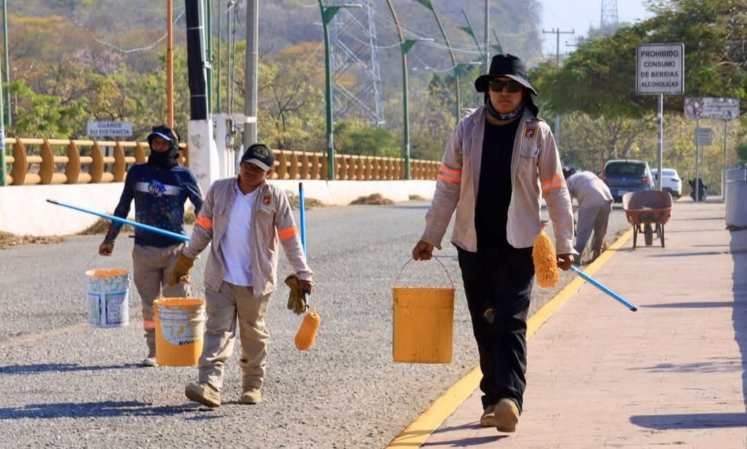 Llega “Chuleando Tuxtla” a la colonia La Salle, con servicios integrales: Angel Torres
