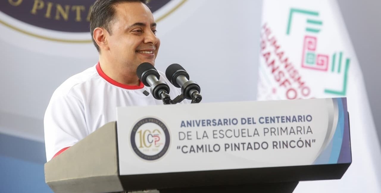 Juan Carlos Moreno Guillén conmemora el centenario de laEscuela Camilo Pintado Rincón 656213116 1354578616711663 9213162345777058006 n