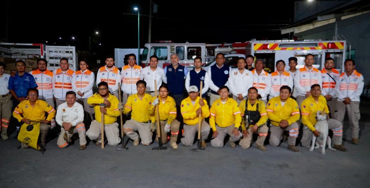 Angel Torres fortalece a brigadistas de Protección Civil con entrega de equipo de protección WhatsApp Image 2026 03 03 at 10.22.45 PM