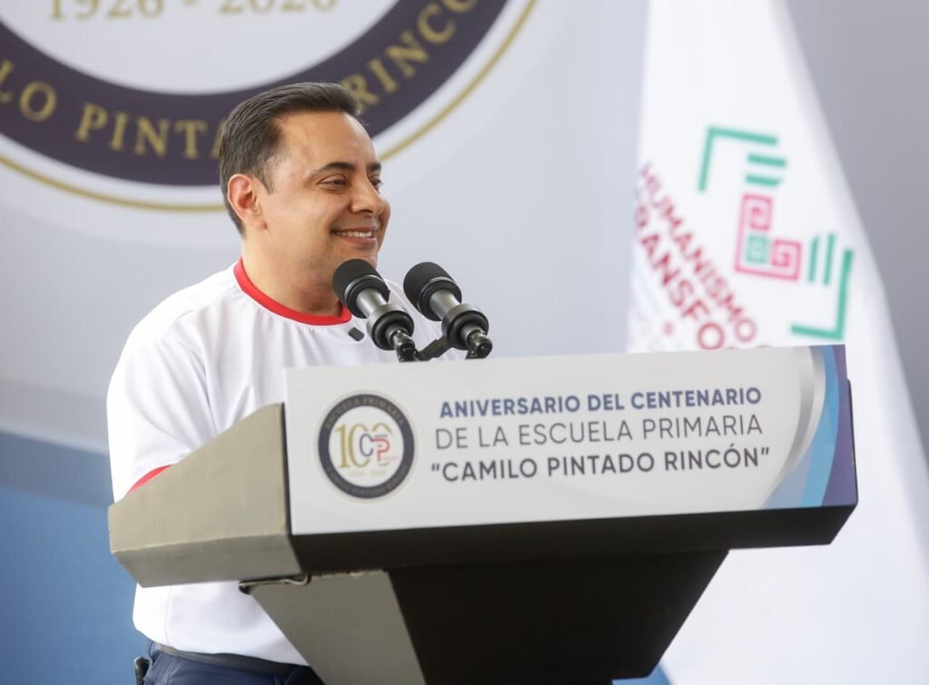 Celebran centenario de la Escuela Camilo Pintado Rincón con emotivo reencuentro generacional 1 WhatsApp Image 2026 03 20 at 6.52.58 PM