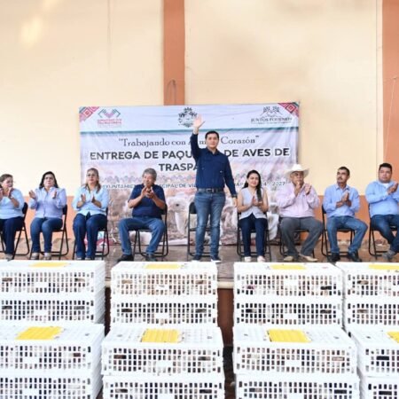 𝗜𝗺𝗽𝘂𝗹𝘀𝗮𝗻 𝗲𝗻 𝗩𝗶𝗹𝗹𝗮𝗰𝗼𝗿𝘇𝗼 𝗹𝗮 𝗮𝘂𝘁𝗼𝘀𝘂𝗳𝗶𝗰𝗶𝗲𝗻𝗰𝗶𝗮 𝗳𝗮𝗺𝗶𝗹𝗶𝗮𝗿 𝗰𝗼𝗻 𝗲𝗻𝘁𝗿𝗲𝗴𝗮 𝗱𝗲 𝗮𝘃𝗲𝘀 𝗱𝗲 𝘁𝗿𝗮𝘀𝗽𝗮𝘁𝗶𝗼 𝗮 𝗷𝗲𝗳𝗮𝘀 𝗱𝗲 𝗳𝗮𝗺𝗶𝗹𝗶𝗮 𝗱𝗲 𝗹𝗮 𝗭𝗼𝗻𝗮 𝗥𝗲𝘃𝗼𝗹𝘂𝗰𝗶𝗼𝗻 𝗠𝗲𝘅𝗶𝗰𝗮𝗻𝗮 WhatsApp Image 2026 03 26 at 9.53.36 PM