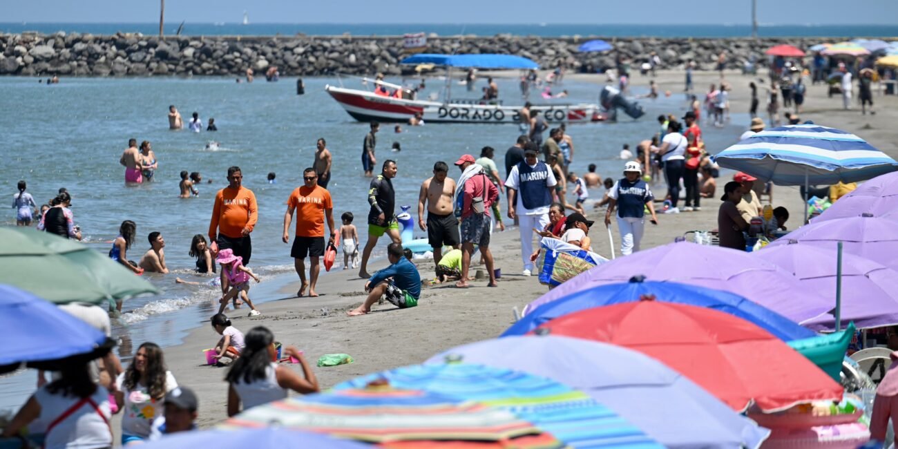 Acciones del Grupo Interinstitucional permiten que pobladores y turistas se sientan seguros y cómodos durante este periodo vacacional Acciones del Grupo Interinstitucional permiten que pobladores y turistas se sientan seguros y comodos durante este periodo vacacional2
