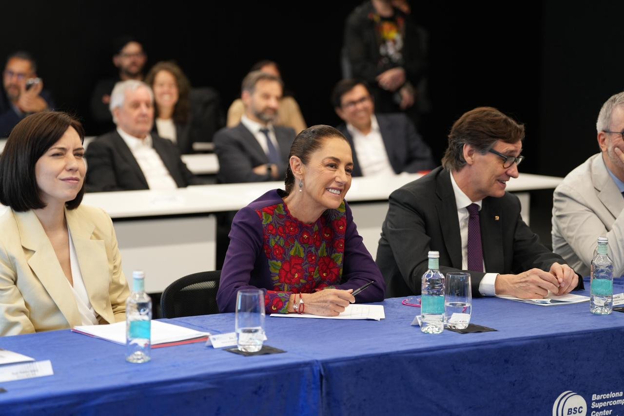 FOTOS CENTRO NACIONAL DE SUPERCOMPUTACION00003