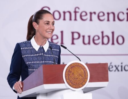 Presidenta Claudia Sheinbaum resalta reduccion anual preliminar de 45 en homicidios dolosos de 2024 al primer trimestre de 2026 anuncia creacion de la Escuela para Mandos00004
