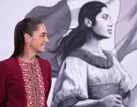 Presidenta anuncia decreto para crear el Servicio Universal de Salud del 13 al 30 de abril inicia credencializacion de personas de 85 anos00002