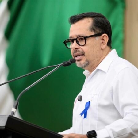 Recuerda Mario Guillén al profesor José Artemio López Aguilar en su natalicio WhatsApp Image 2026 04 07 at 6.59.48 PM