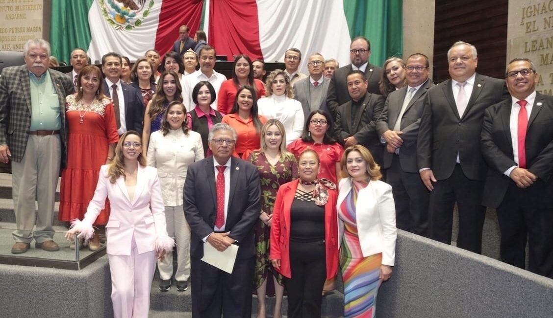 El PT aprueba Plan B tras maratónica sesión; Amadeo Espinosa reafirma compromiso WhatsApp Image 2026 04 09 at 3.51.24 PM