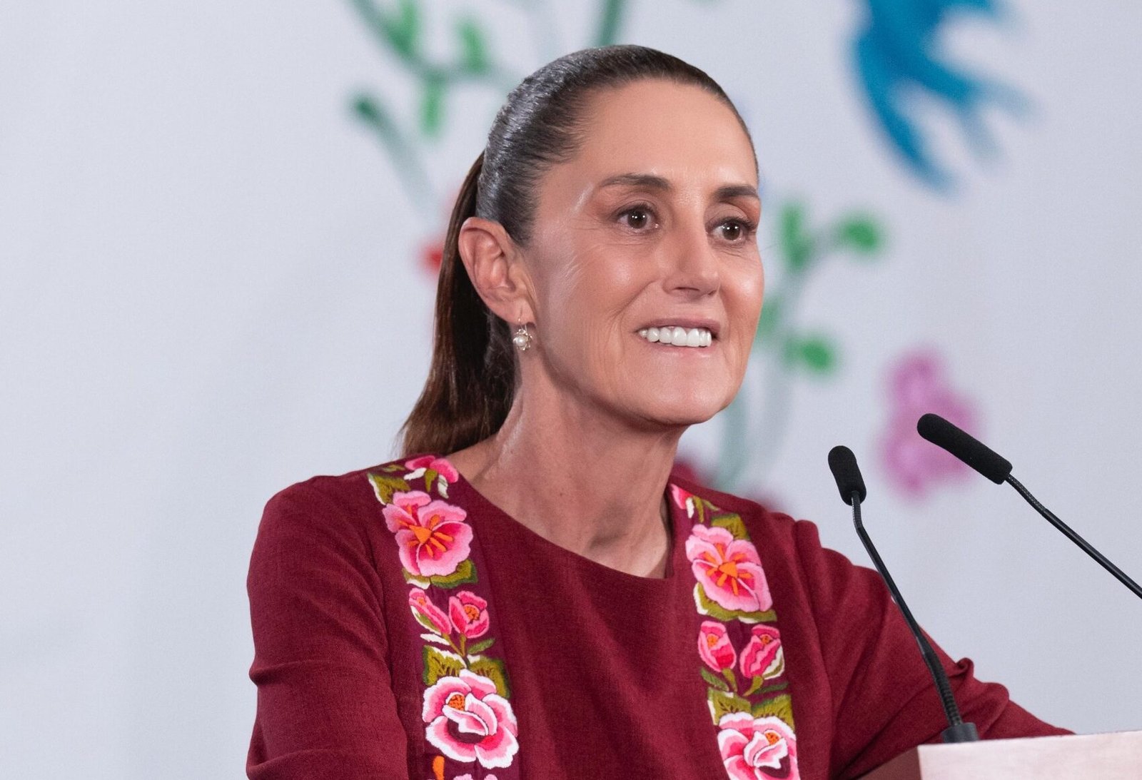 En los gobiernos de la transformacion se construiran 16 mil 543 camas nuevas de hospital 80 mas que los ultimos dos sexenios neoliberales Presidenta Claudia Sheinbaum00001 e1779292456424