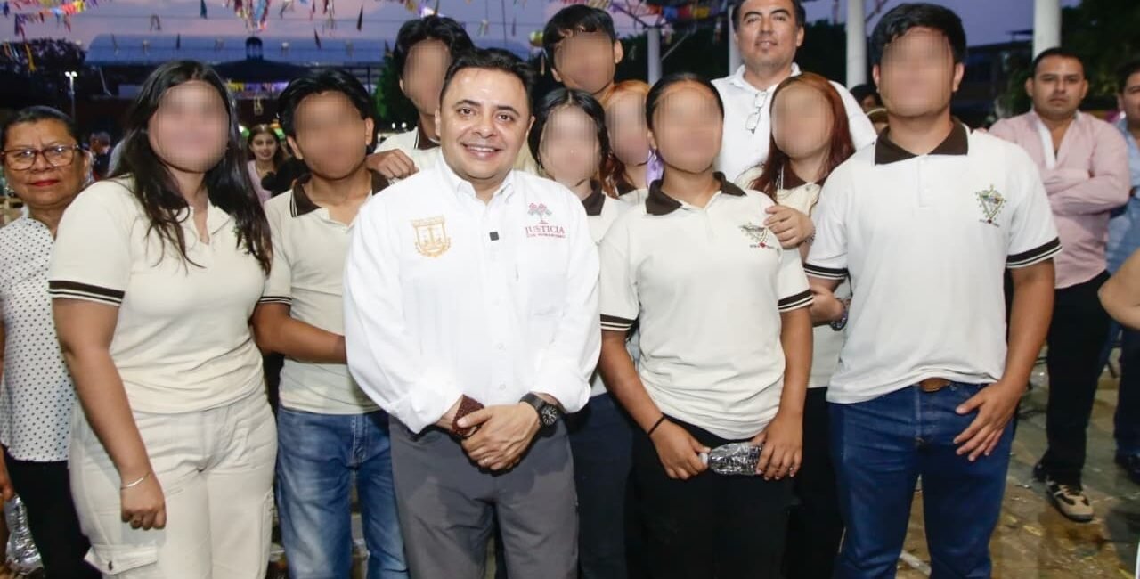 Juan Carlos Moreno Guillén acerca la justicia al pueblo y fortalece el diálogo ciudadano en Acala WhatsApp Image 2026 05 12 at 9.58.59 PM