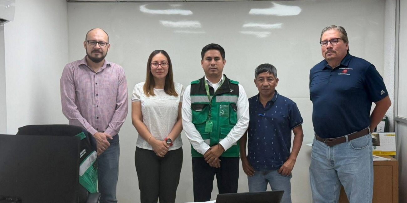 LA DRA. NIDIA ALEJANDRA DE LOS SANTOS IMPULSA PROYECTOS DE ELECTRIFICACIÓN PARA COMUNIDADES DE DIFÍCIL ACCESO WhatsApp Image 2026 05 13 at 8.33.01 PM