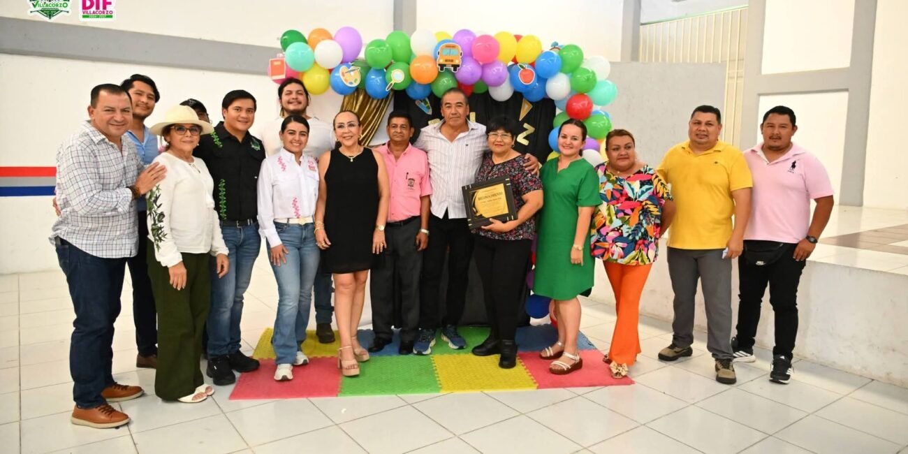𝗔𝗹𝗰𝗮𝗹𝗱𝗲 𝗜𝗴𝗻𝗮𝗰𝗶𝗼 𝗡𝗮𝗴𝗮𝘆𝗮 𝘆 𝗣𝗿𝗲𝘀𝗶𝗱𝗲𝗻𝘁𝗮 𝗠𝗮𝗿𝗶𝗰𝗲𝗹𝗮 𝗔𝗹𝘃𝗮𝗿𝗮𝗱𝗼 𝗱𝗲𝗹 𝗗𝗜𝗙 𝗿𝗲𝗰𝗼𝗻𝗼𝗰𝗲𝗻 𝗹𝗮𝗯𝗼𝗿 𝗱𝗲𝗹 𝗺𝗮𝗴𝗶𝘀𝘁𝗲𝗿𝗶𝗼 𝗲𝗻 𝗳𝗲𝘀𝘁𝗲𝗷𝗼 𝗱𝗲𝗹 𝗗𝗶́𝗮 𝗱𝗲𝗹 𝗠𝗮𝗲𝘀𝘁𝗿𝗼 WhatsApp Image 2026 05 15 at 9.24.27 PM