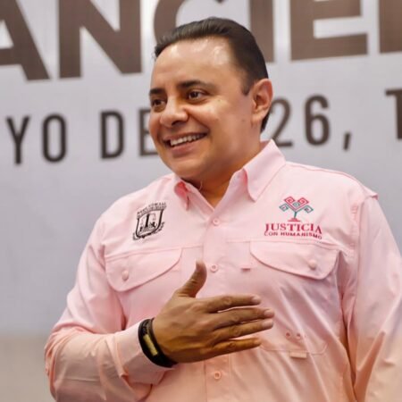 Juan Carlos Moreno Guillén resalta la coordinación institucional para impulsar el crecimiento económico de Chiapas WhatsApp Image 2026 05 19 at 7.08.15 PM