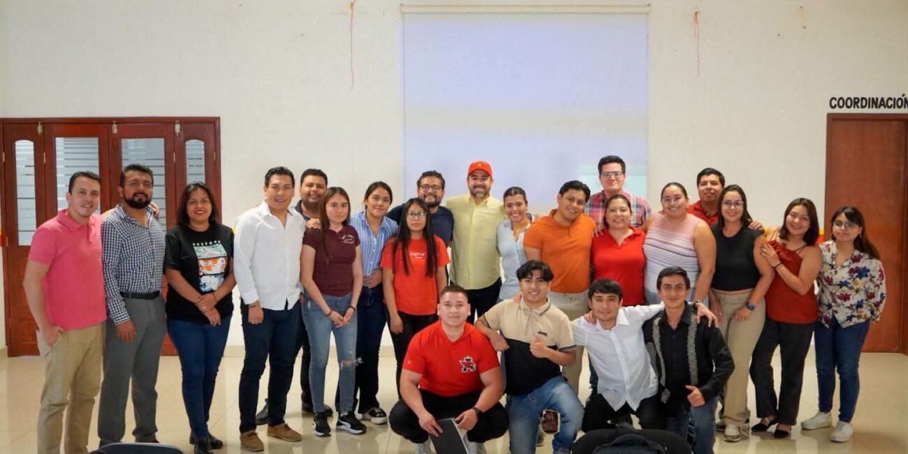 Primera generación de la Escuela de Cuadros del PT forma a jóvenes líderes en Chiapas WhatsApp Image 2026 05 25 at 12.23.38 PM