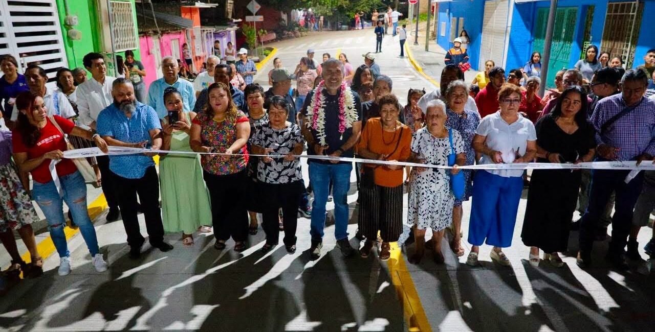 Inaugura Angel Torres una calle más en Tuxtla; ahora en la colonia La Ideal 0af9d6e3 c3a0 4eab bfd4 c3c388cf7518