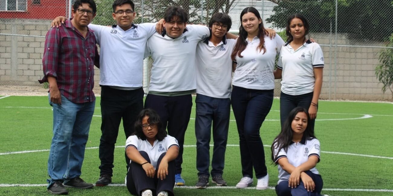 Estudiantes y un docente del Cobach destacaron en un proyecto científico mundial FOTOS COBACH 3