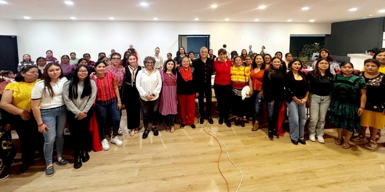 Mujeres del PT fortalecen su liderazgo y comunicación en encuentro formativo en San Cristóbal de Las Casas WhatsApp Image 2026 05 30 at 10.08.29 PM