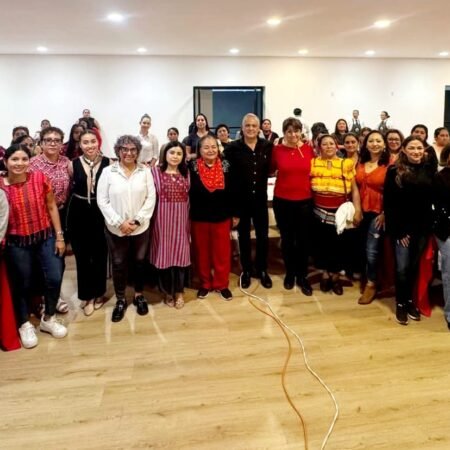 Mujeres del PT fortalecen su liderazgo y comunicación en encuentro formativo en San Cristóbal de Las Casas WhatsApp Image 2026 05 30 at 10.08.29 PM