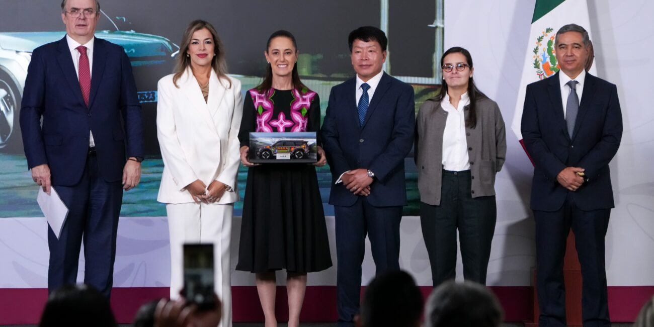 Plan México: Presidenta Claudia Sheinbaum destaca inversión de KIA de 649 mdd para producción de vehículo eléctrico; muestra la confianza en el país