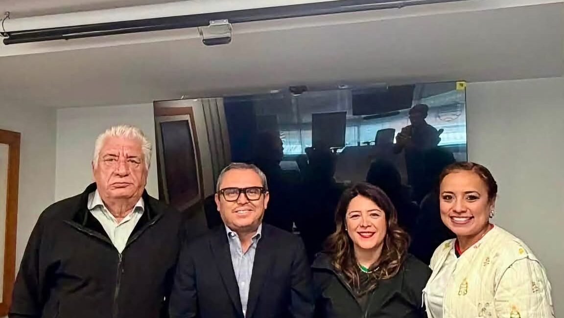 UNACH y Editorial Planeta concretan alianza para fortalecer la promoción de la lectura y la cultura RECTOR.EDITORIAL PLANETA 2