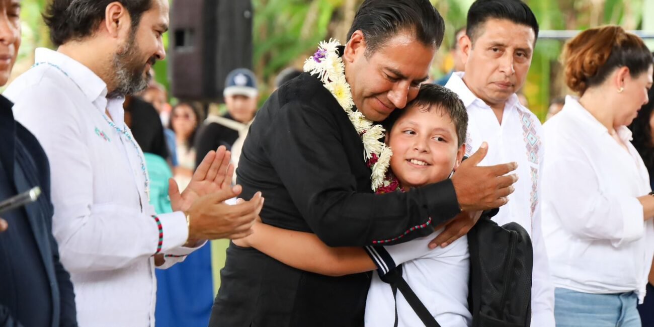 Con Eduardo Ramírez más de un millón de estudiantes regresan a clases en chiapas