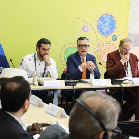 Roy Mandujano participa en la Reunión Anual de la Alianza Global por la Alfabetización