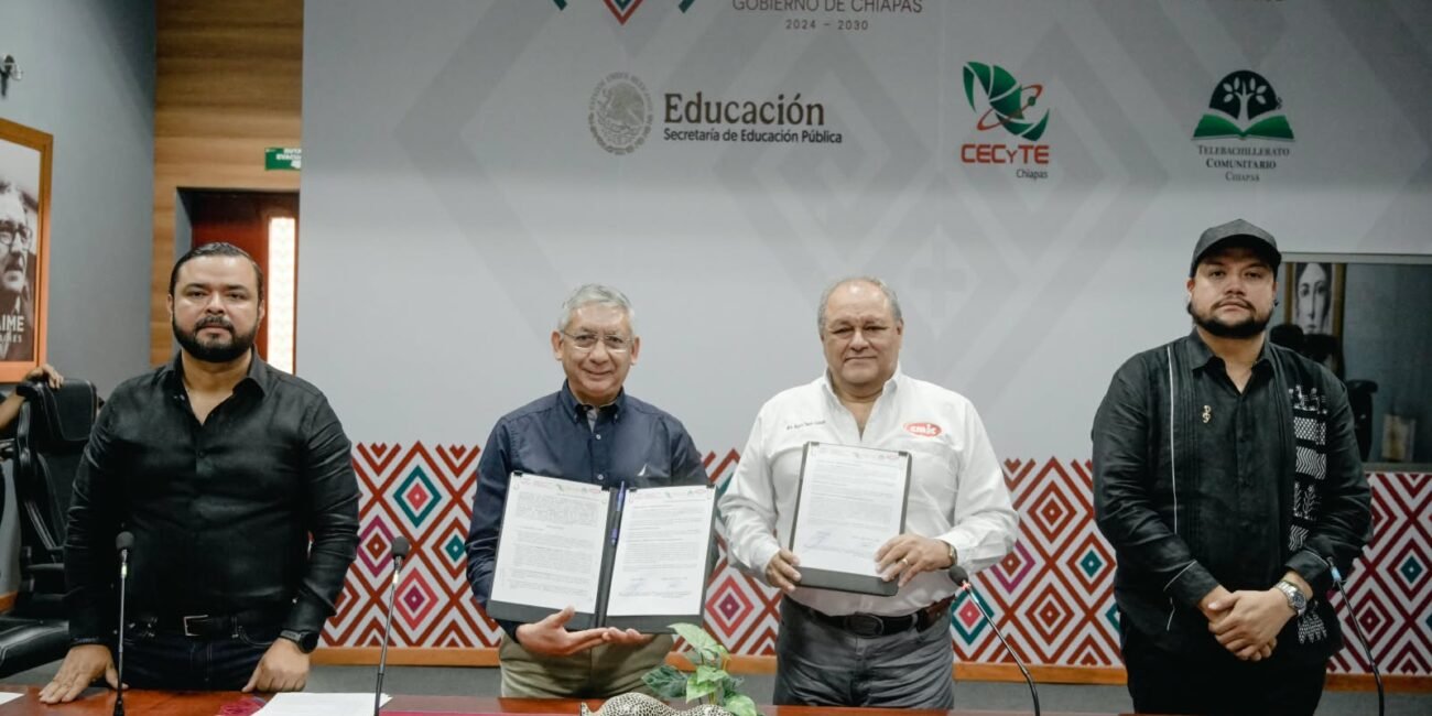Cecytech y CMIC firman convenio para fortalecer la formación académica y tecnológica