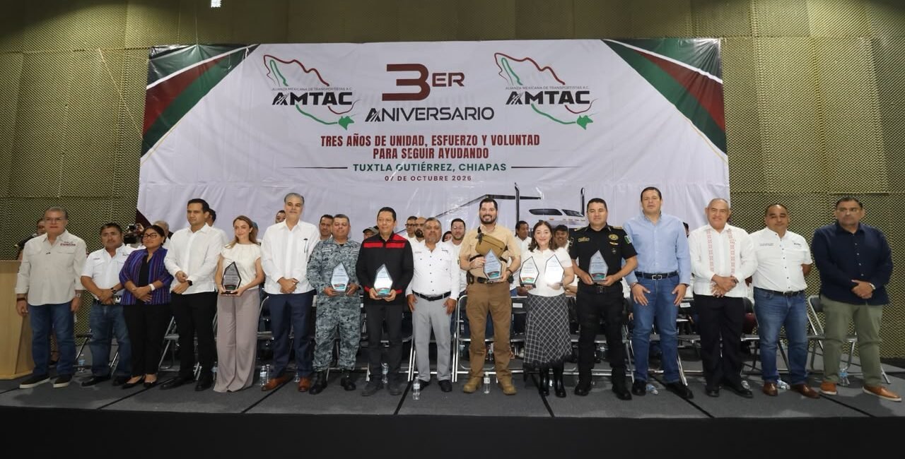 Fortalece SSP cercanía con transportistas para seguir construyendo carreteras seguras en Chiapas