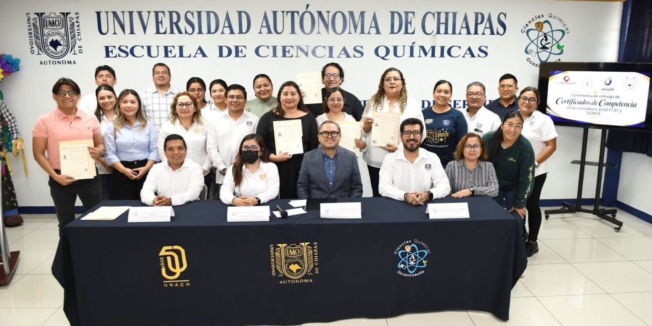 Fortalecen docentes de la UNACH sus competencias profesionales mediante certificaciones CONOCER